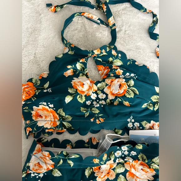 NWT Cupshe High Waisted Halter Bikini - Picture 3 of 9